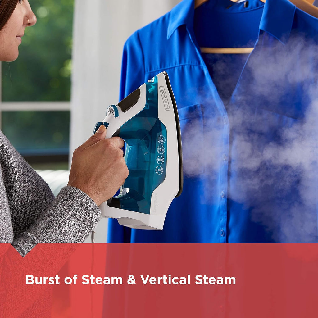 BLACK+DECKER Easy Steam Iron IR06V - In use