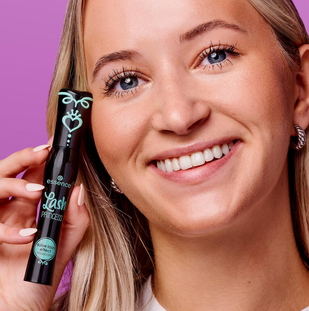essence Lash Princess False Lash Mascara - In use
