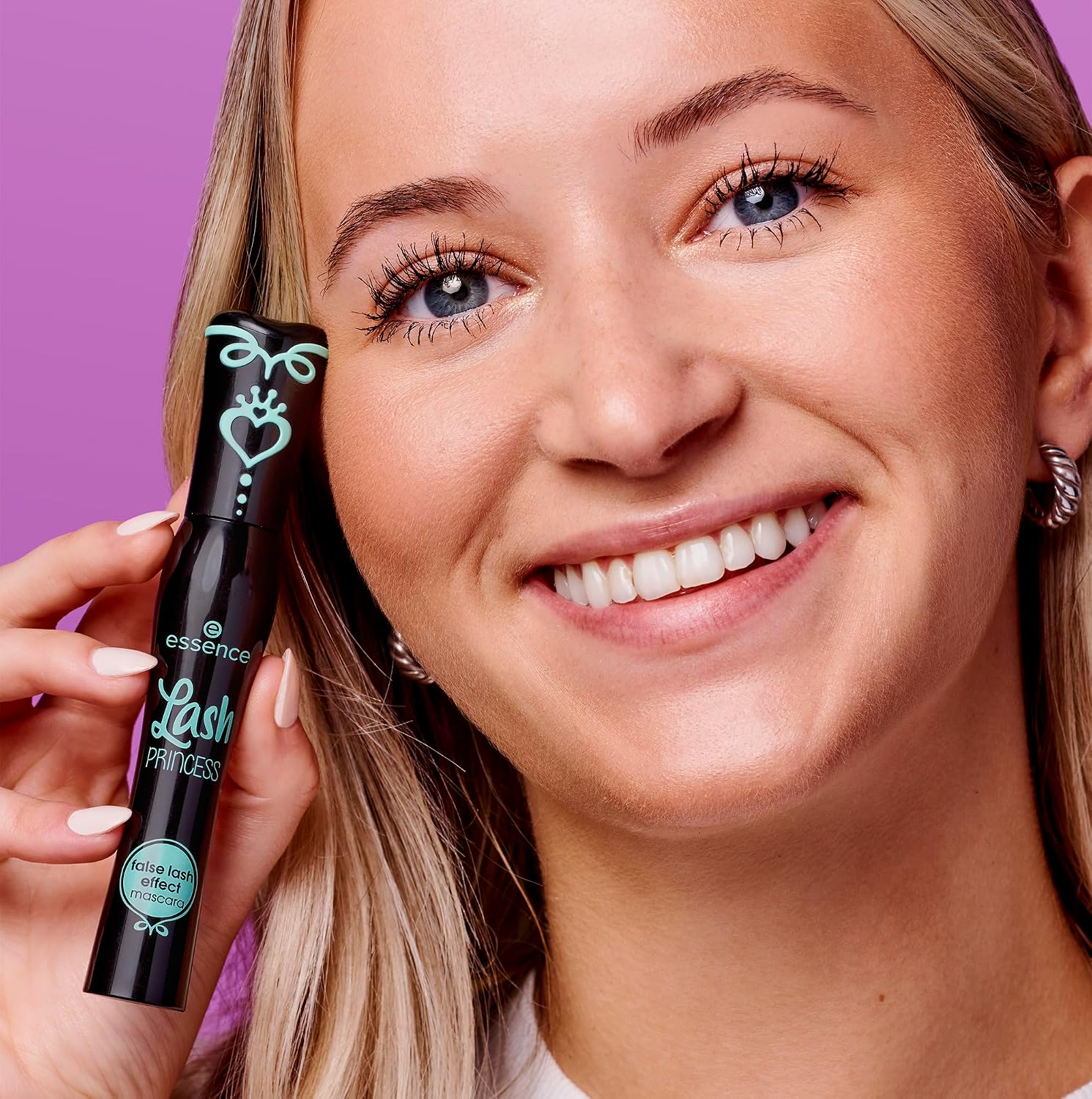 essence Lash Princess False Lash Mascara - In use