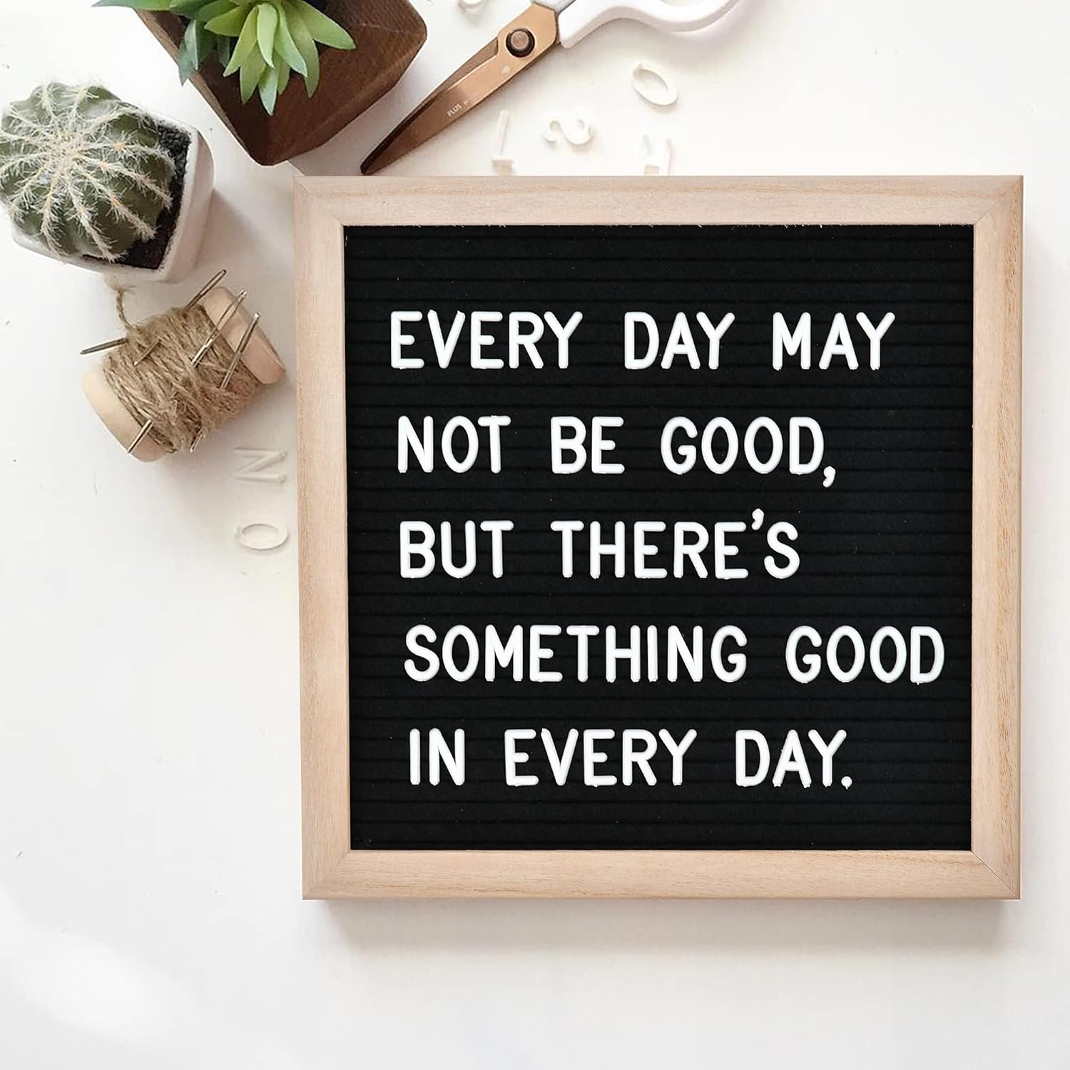 Veskaoty Felt Letter Board 10x10 Wood Frame - Size reference