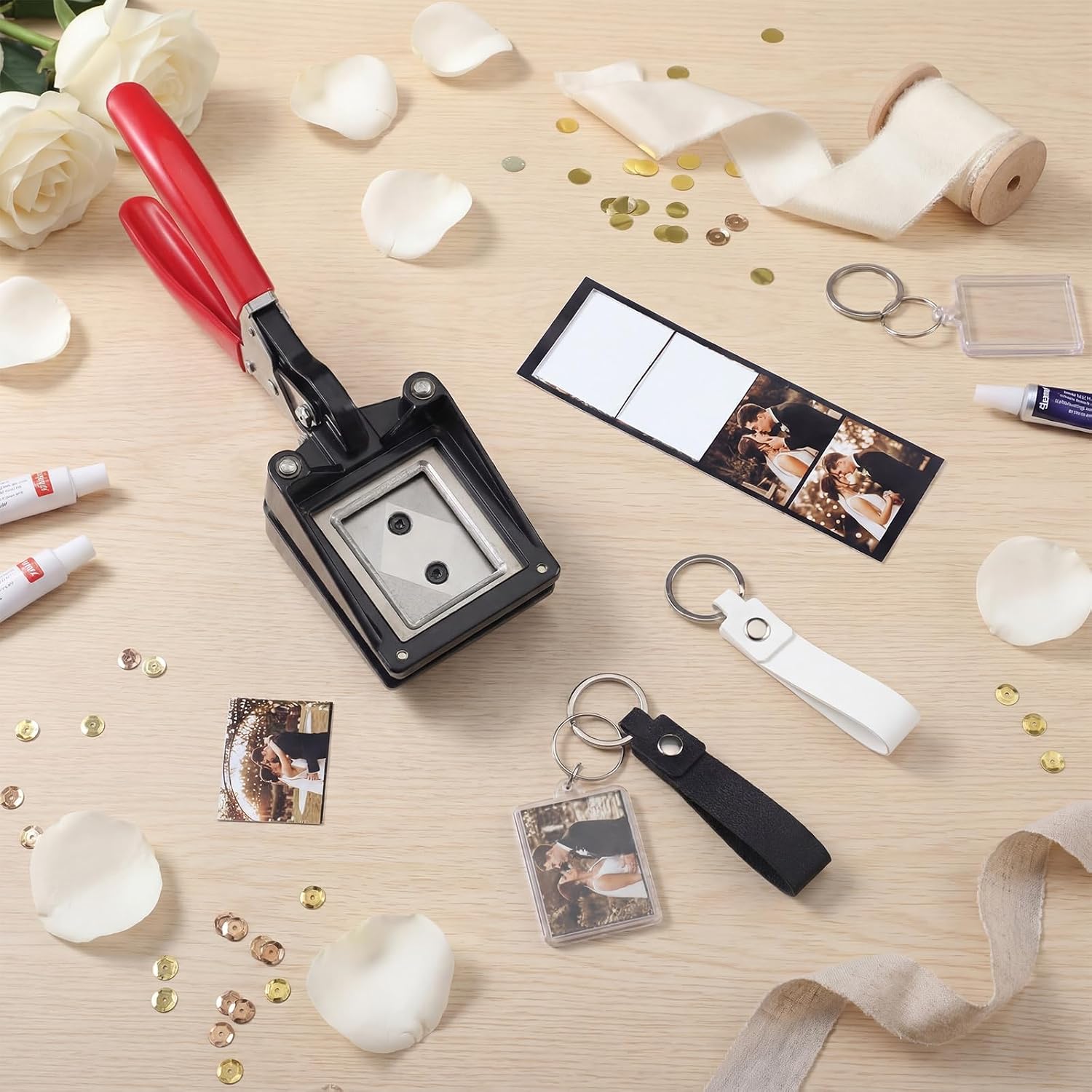 ForraFun 61-Pc Keychain Making Kit with Cutter - Packaging