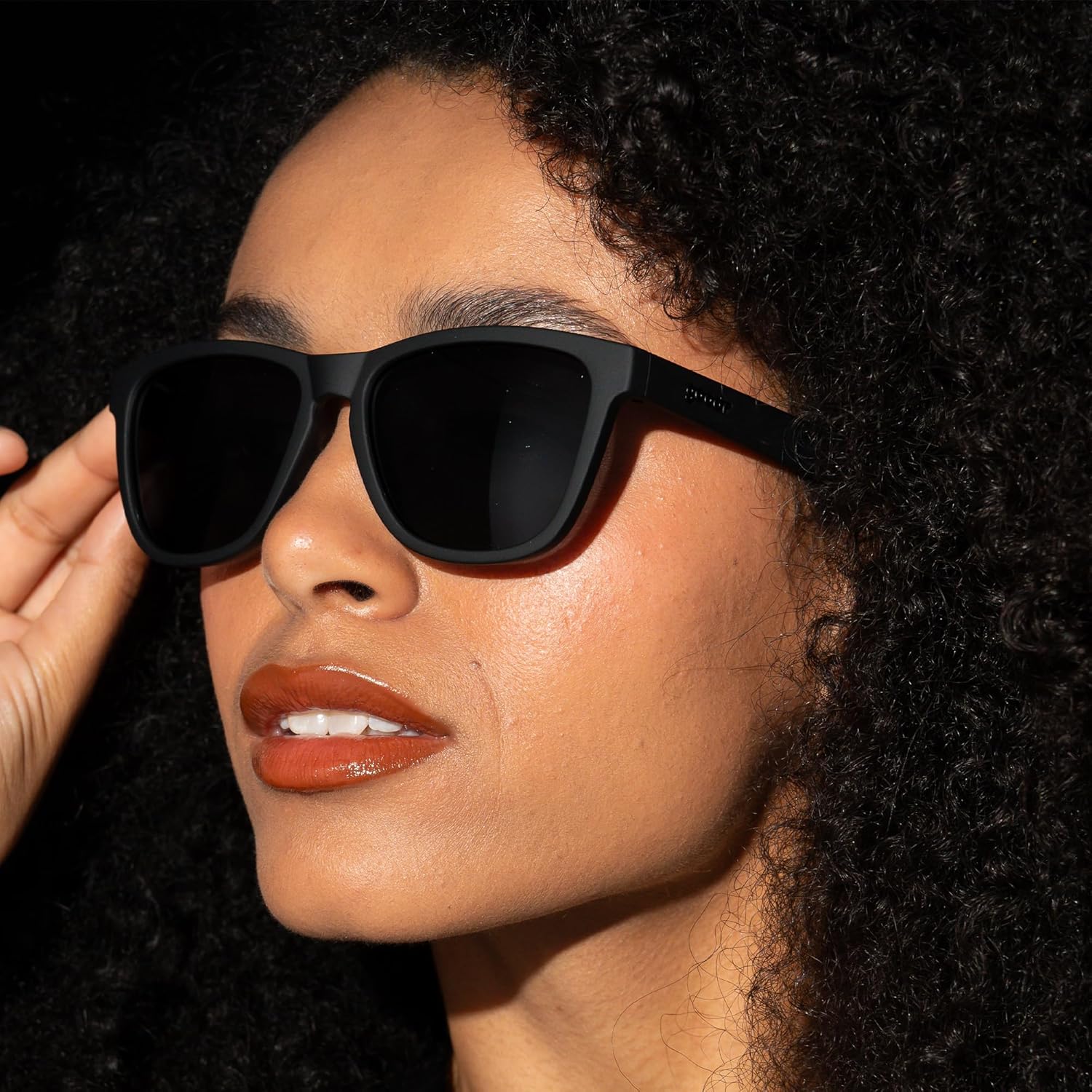 goodr OG Polarized Sunglasses, Medium - Close-up