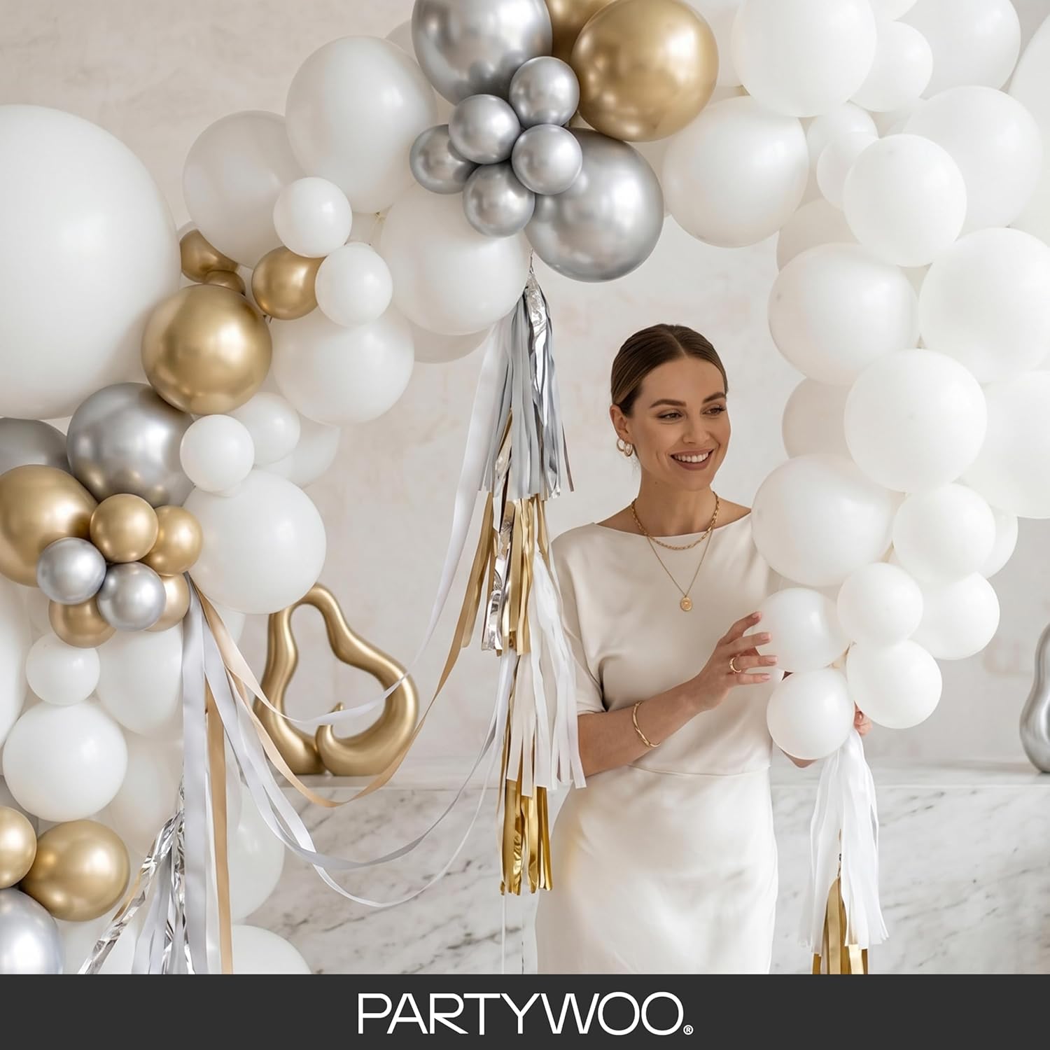PartyWoo White Balloon Arch Garland Kit, 140 Pcs - Feature highlight