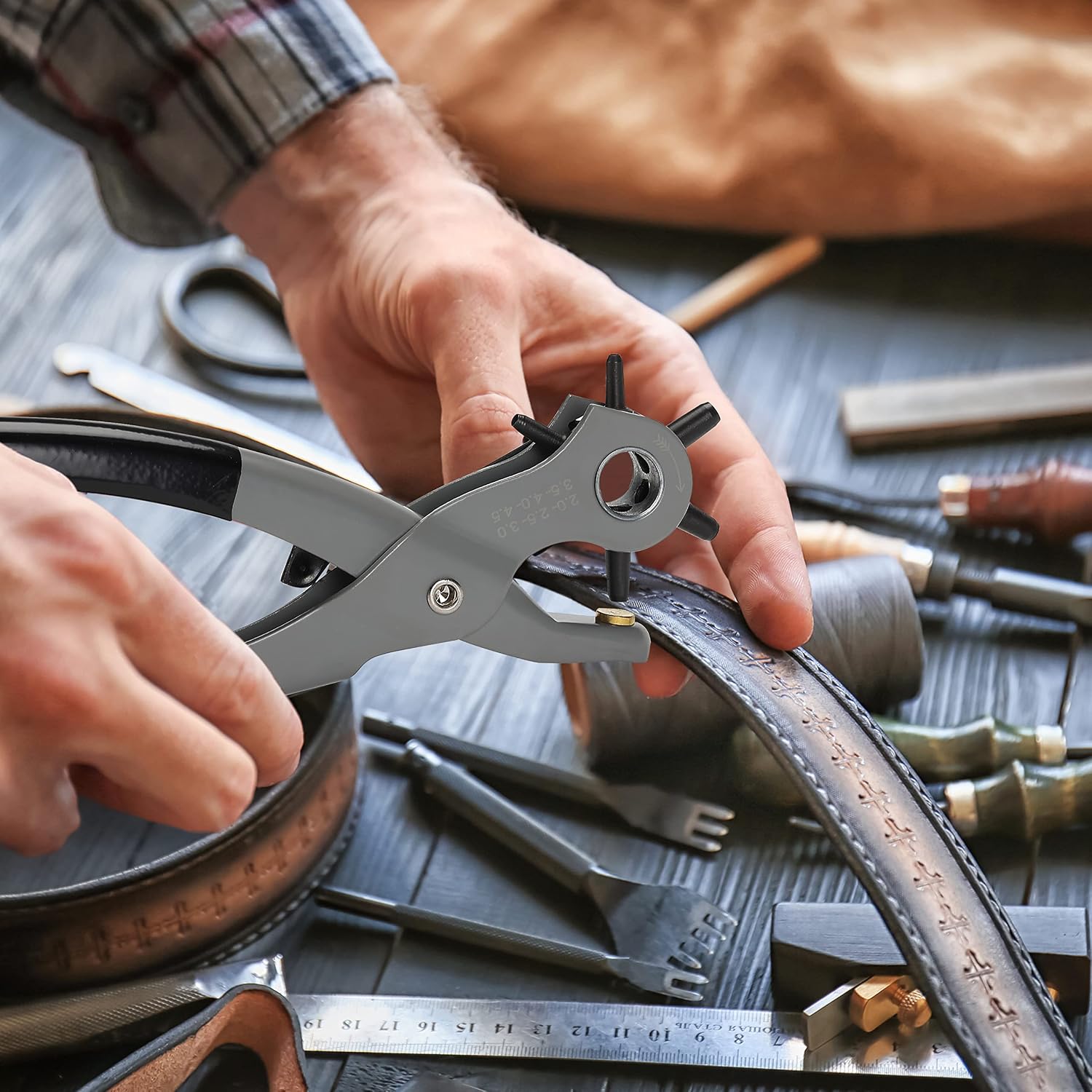 UNCO Leather Hole Punch Tool, 6 Sizes - Feature highlight