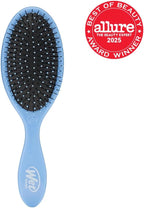 Wet Brush Detangler for Curly Thick Hair - Detail view